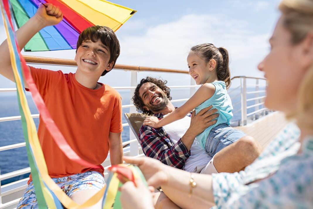 Ein Vorteil für Familien: Kinder und Jugendliche bis einschließlich 17 Jahren reisen bei Costa Kreuzfahrten in Begleitung der Eltern kostenfrei mit. Foto: © Costa Kreuzfahrten