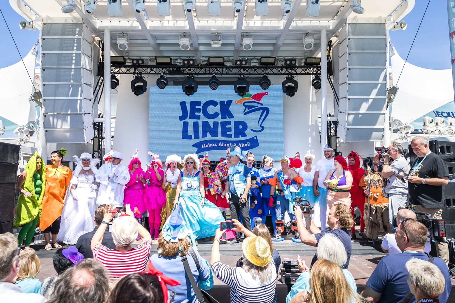 Jeckliner, Full-Metal Cruise, Schlagerliner, Kelly Family Cruise — Eventreisen der Mein Schiff Flotte