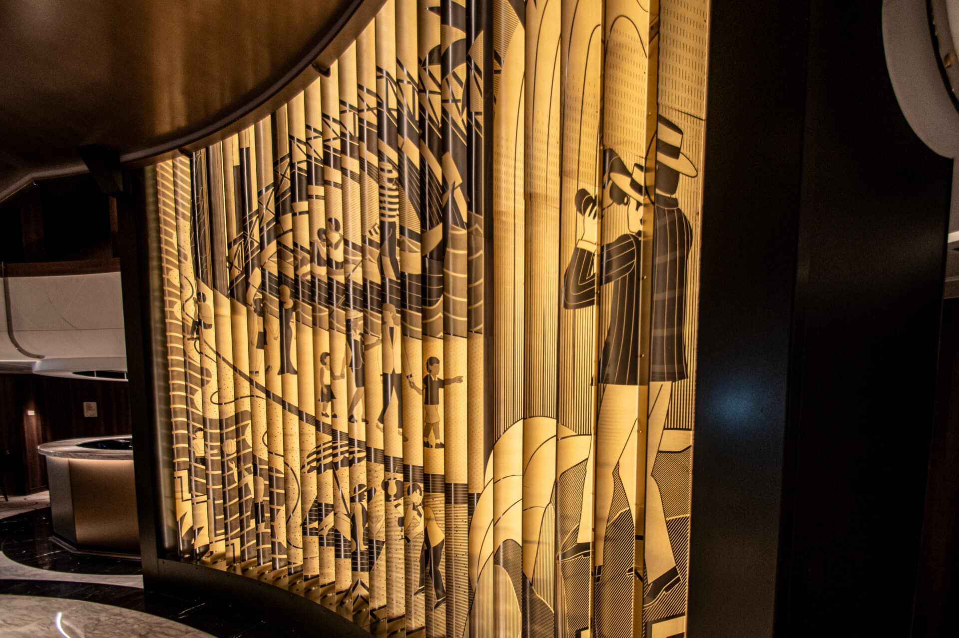 Grand Lobby, Queen Anne, Cunard; Foto: © Tobias Lange-Rüb / CRUCERO