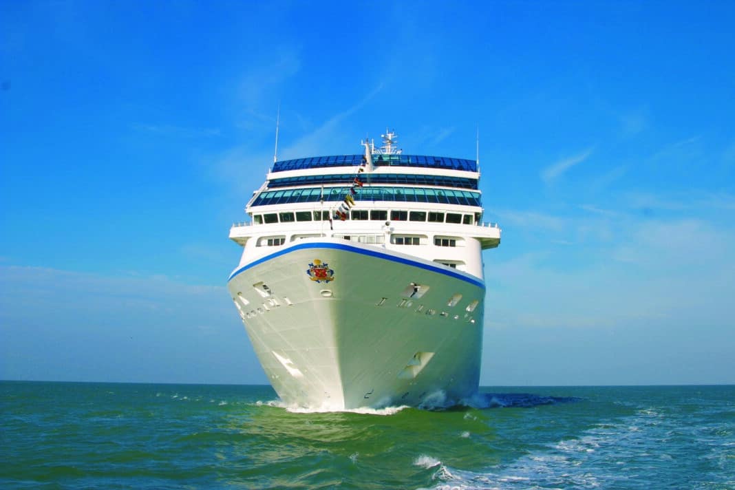 Die Sirena von Oceania Cruises ist an diesem Mittwoch zum ersten Mal im Hamburger Hafen zu Gast. Foto: Oceania Cruises