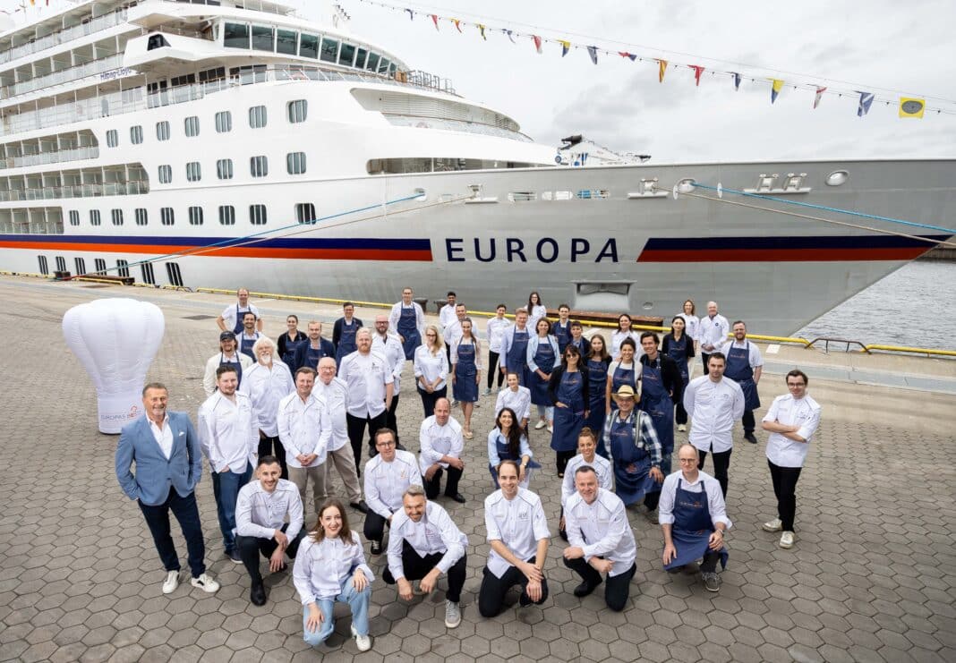 Die Teilnehmer von „Europas Beste“ 2024 in Hamburg. Foto: © Hapag-Lloyd Cruises / Wyrwa