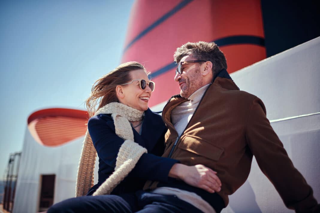 Nicht nur die Blätter oder die Temperaturen fallen im Herbst, auch die Preise bei der Traditionsreederei Cunard. Foto: © Cunard Line