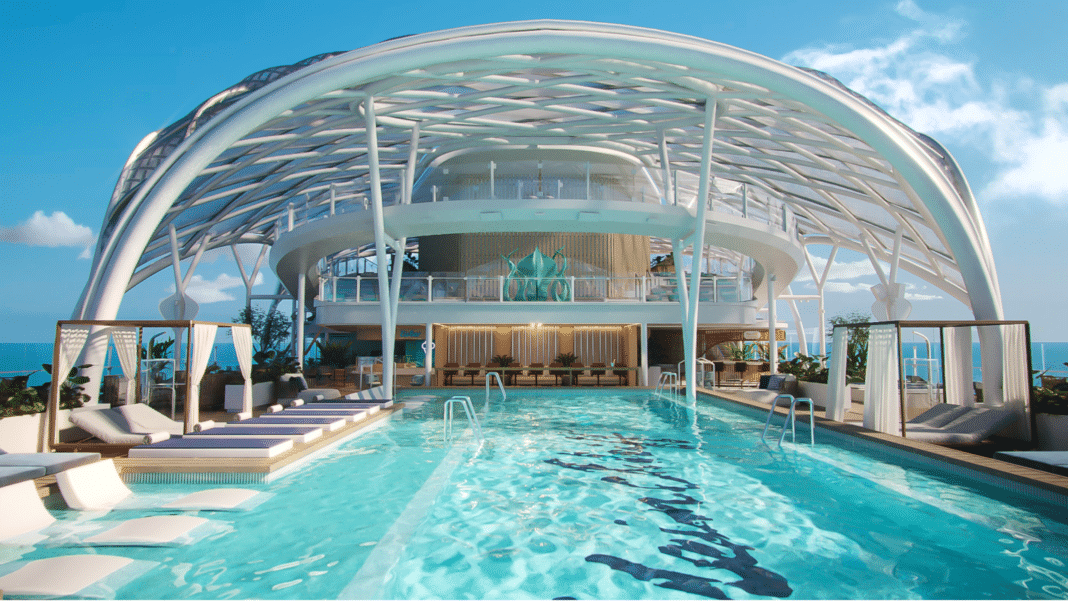 Pool mit Marcoon Dach, Foto: TUI Cruises