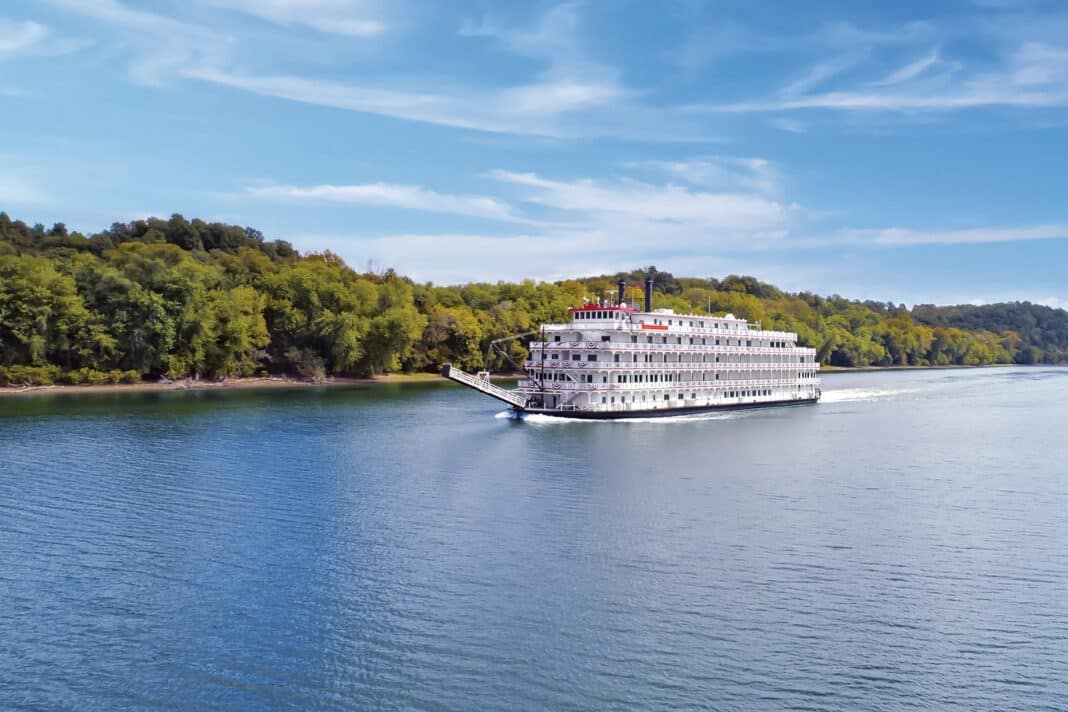 Mit dem Schaufelraddampfer American Splendor sind 13-tägige Reisen auf dem Mississippi im Angebot von Nicko Cruises. Foto: Nicko Cruises